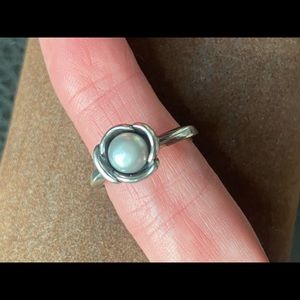 Pandora Ring. Size 6